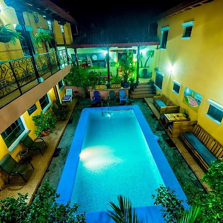 Fullmoon Hotel Granada Eksteriør billede